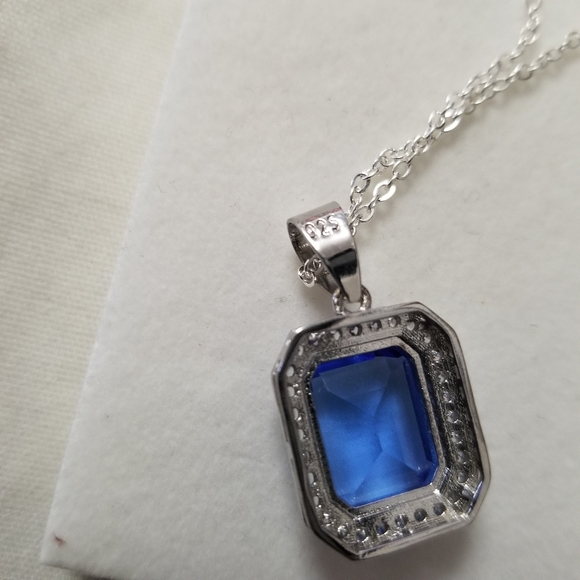 🌺Vtge Tanzanite,White Topaz Halo Pendant w/chain - Picture 7 of 7